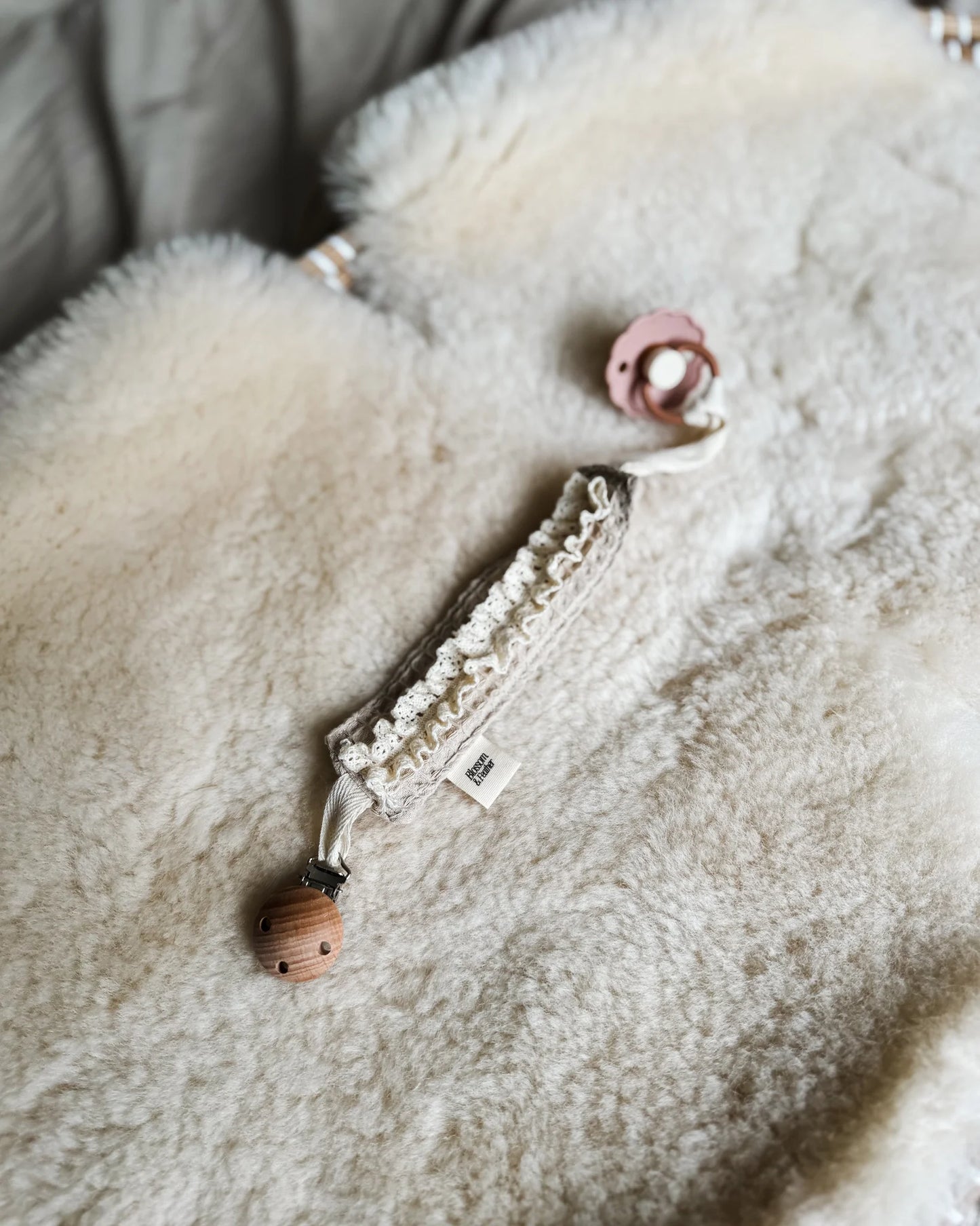 Speenkoord | Kant . Op voorraad afbeelding 3 - Blossom & Feather