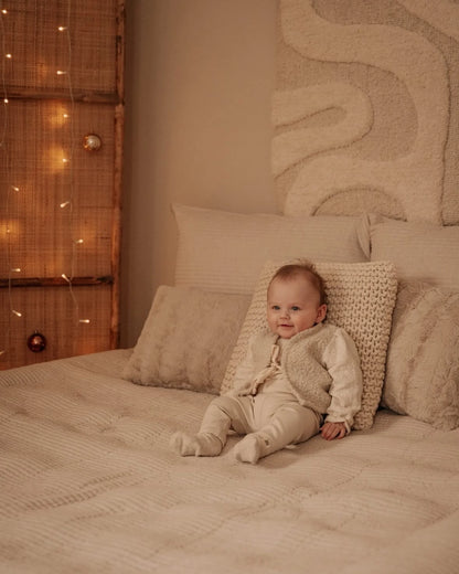 Teddy Gilet | Broderie | Ecru afbeelding 4 - Blossom & Feather