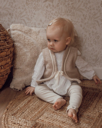 Teddy gilet | Licht beige | Visgraat afbeelding 1 - Blossom & Feather