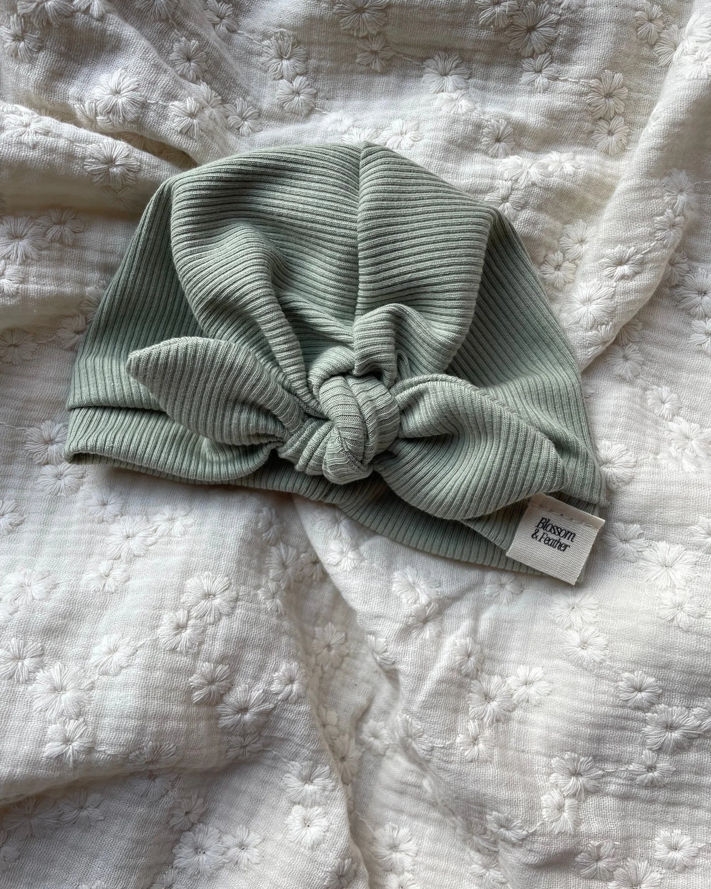 Turban mutsje rib | Dusty groen - Blossom & Feather