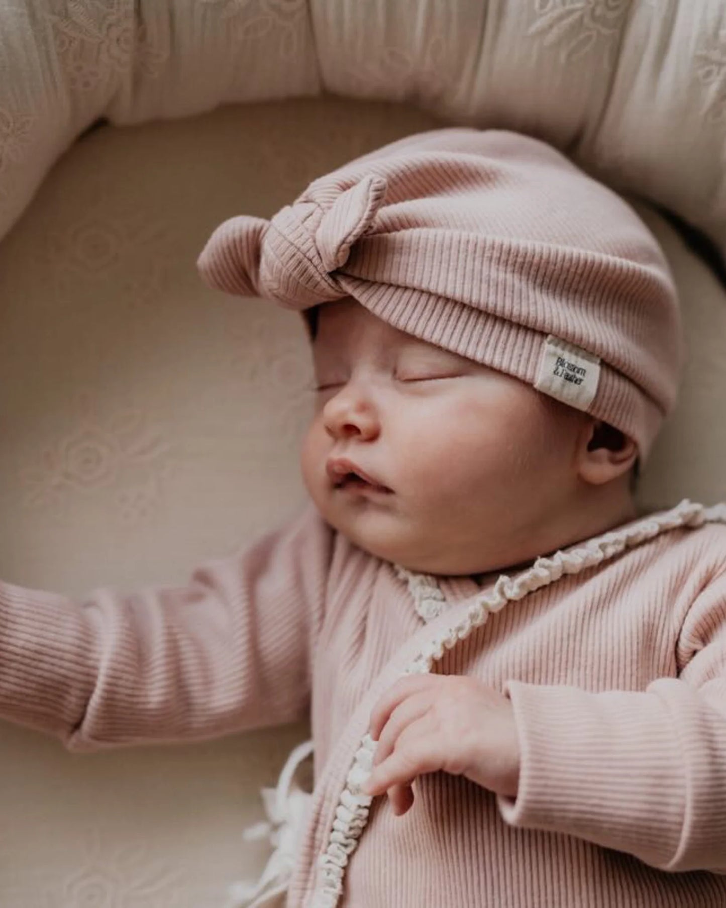 Turban mutsje rib | Nude roze afbeelding 1 - Blossom & Feather