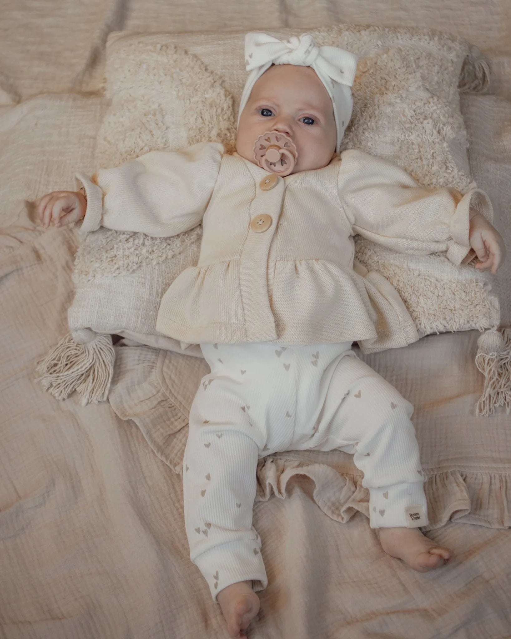 Vestje | Baby knit | Cr�me afbeelding 2 - Blossom & Feather