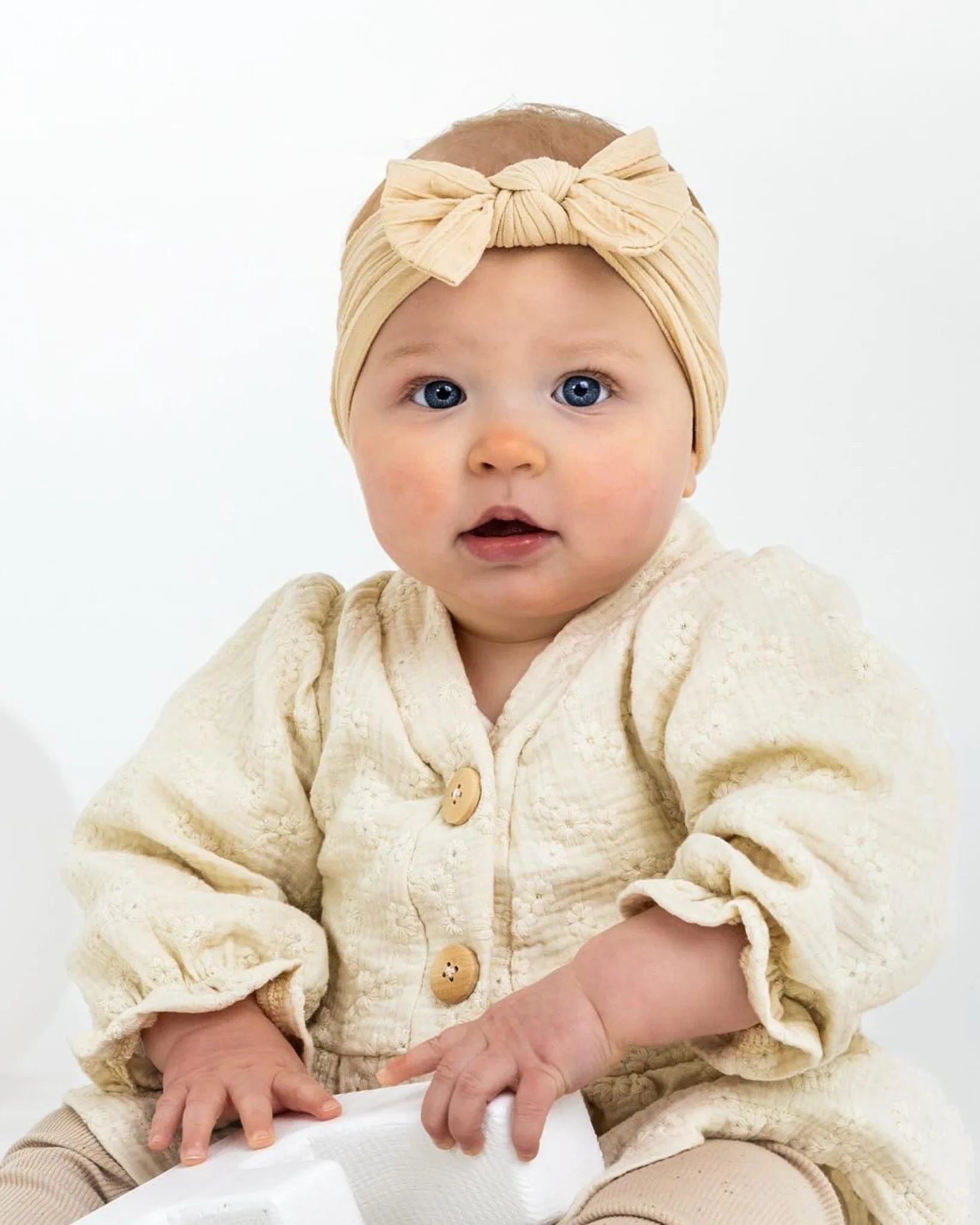 Vestje | Broderie | Ecru afbeelding 6 - Blossom & Feather